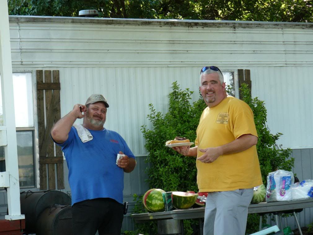 Ogre & Blue photo OgresCookOut2008069.jpg