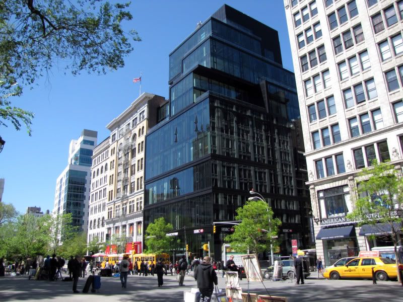 http://i267.photobucket.com/albums/ii283/sandyuspatriot/NY%202010/NYC-2010-2.jpg