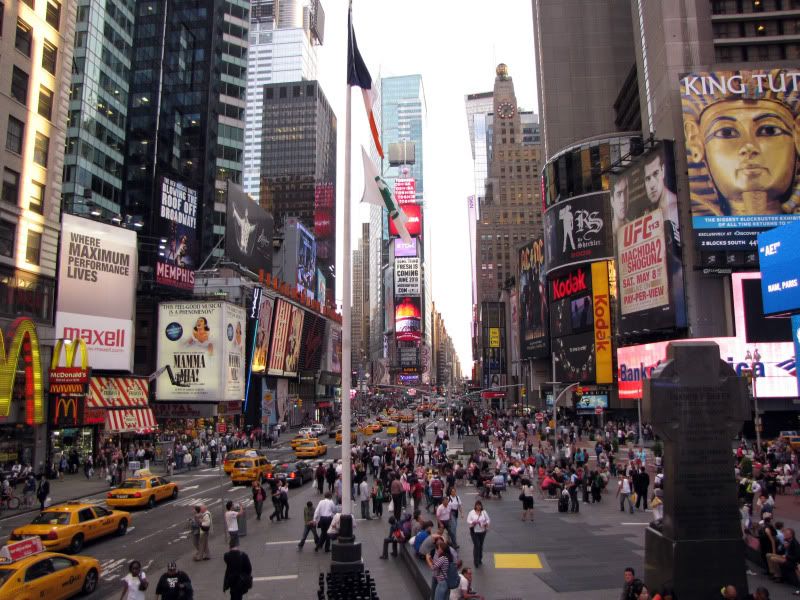 http://i267.photobucket.com/albums/ii283/sandyuspatriot/NY%202010/NYC-2010-633.jpg