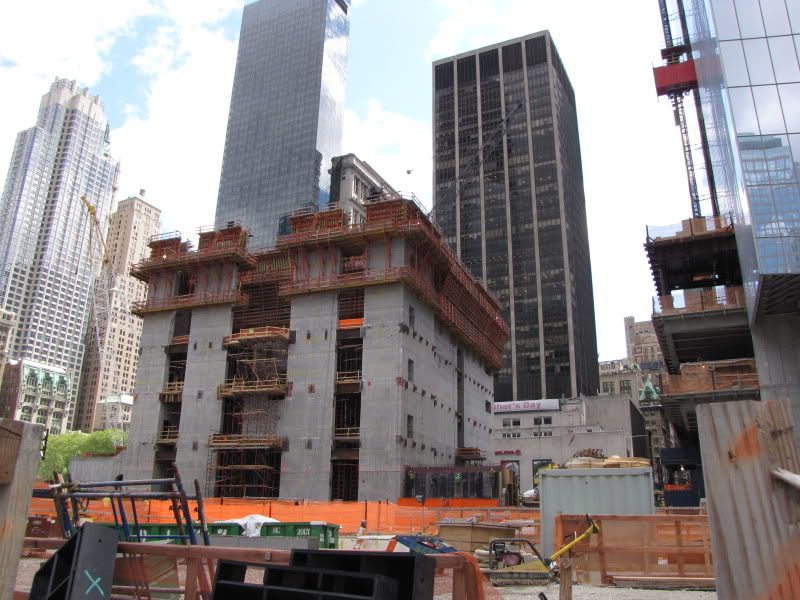 http://i267.photobucket.com/albums/ii283/sandyuspatriot/NYC%202012/NYC66-1.jpg