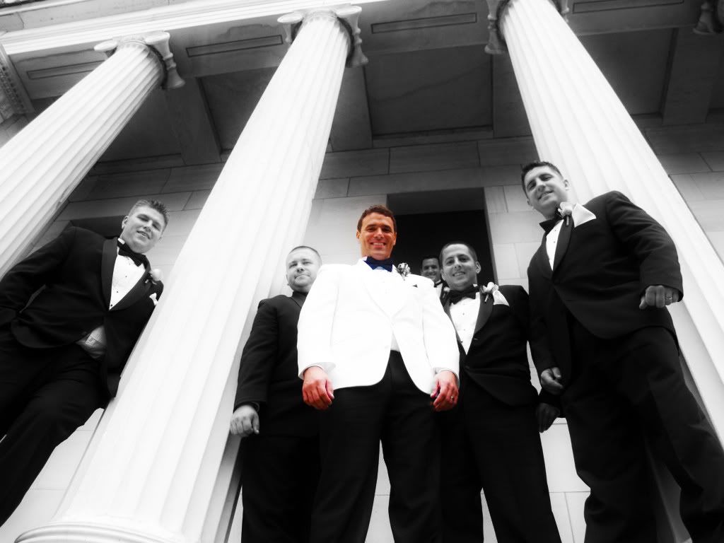 IMAGE: http://i267.photobucket.com/albums/ii284/robbie2883/Photography/4782.jpg