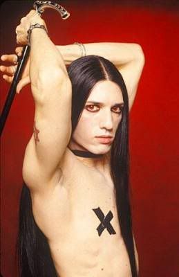 gothicfashion5_20070401_1446515505.jpg