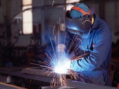 welder working