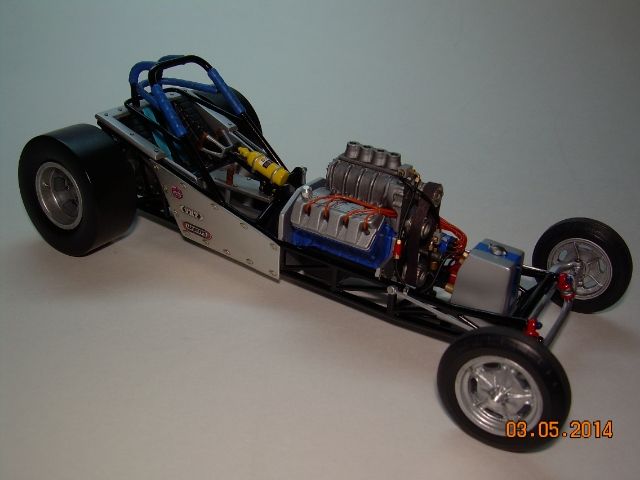 TommyGovechassisengine1_zps4bbc2481.jpg
