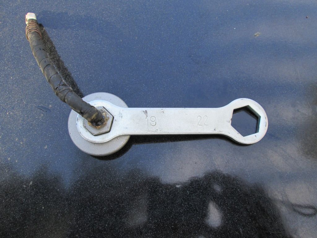 Oil drain cap problems TW200 Forum