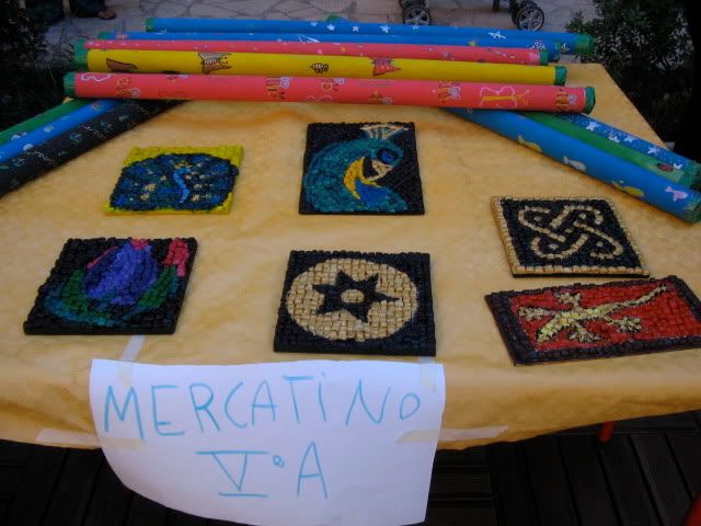 uno stand di oggettistica