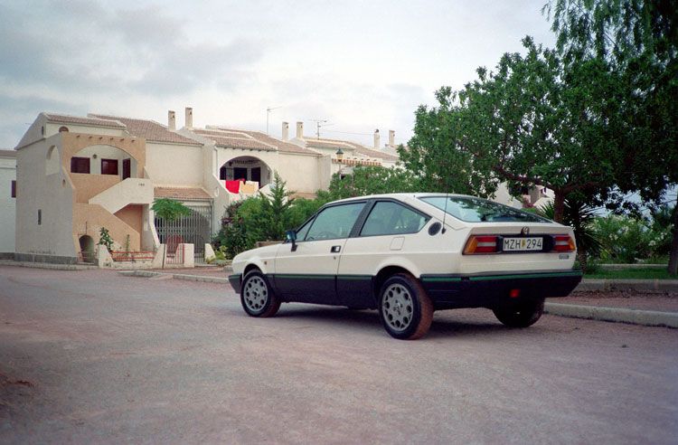 Alfa-Romeo-juli-1991web_zps1551378c.jpg