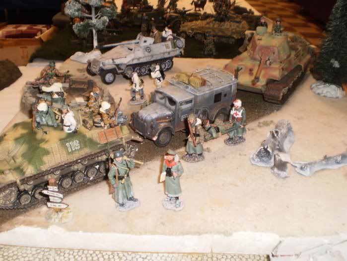57Georgesdisplay-WWII5.jpg