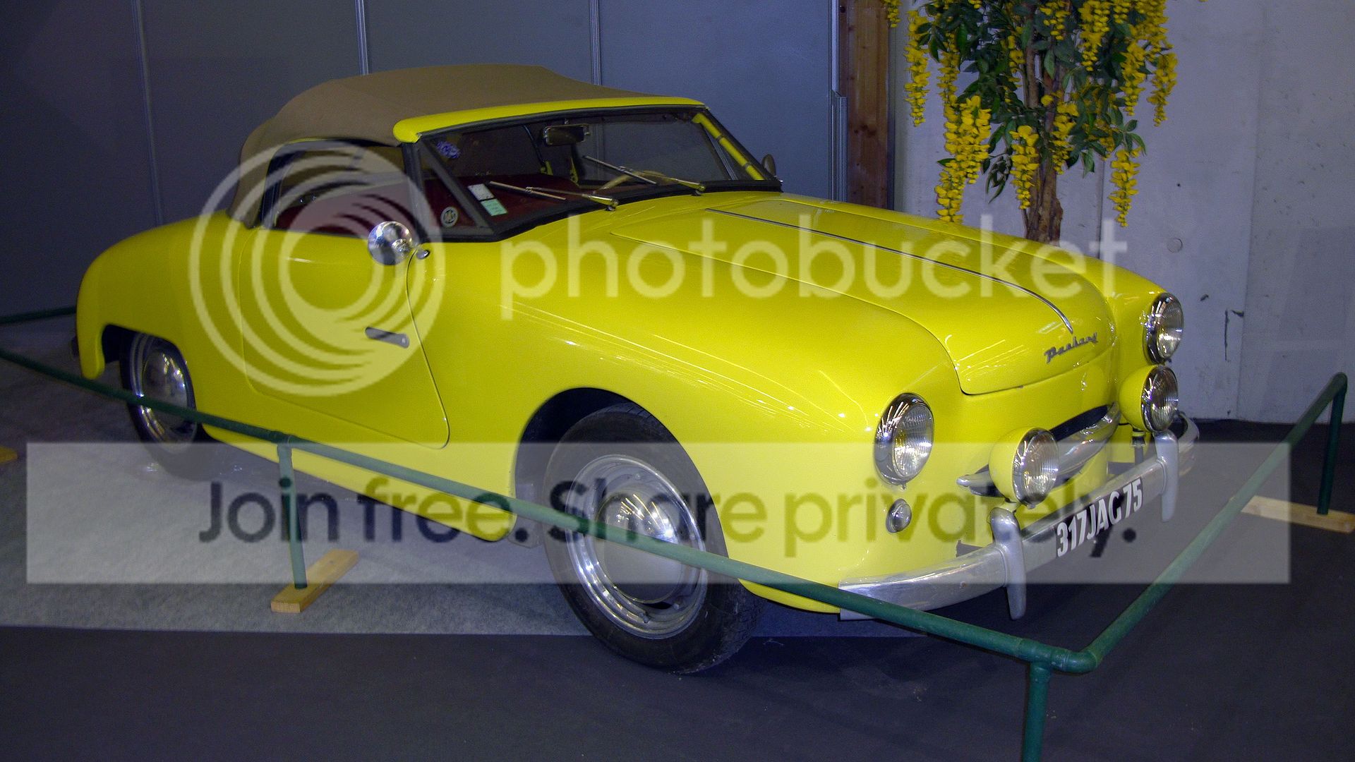 http://i267.photobucket.com/albums/ii283/bmb-63/DSC04761.jpg